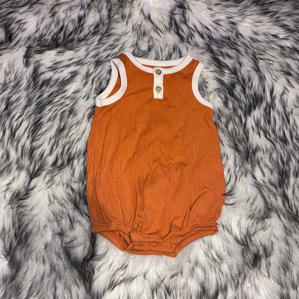 Cat & Jack Orange and Cream Sleeveless Onesie 6M
